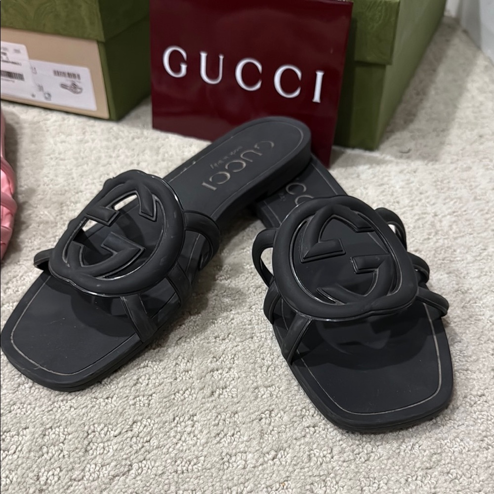 Gucci Black Sandals with Interlocking G Logo